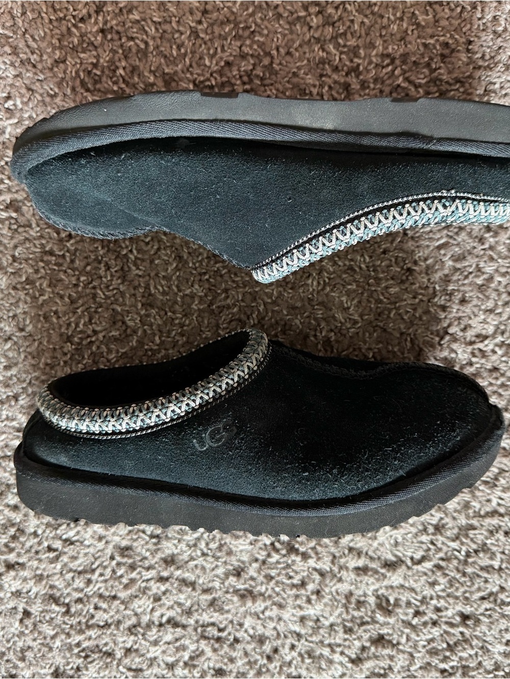 UGG Tasman Slippers Black Mens 5 Womens 6.5 - Picture 3 of 5